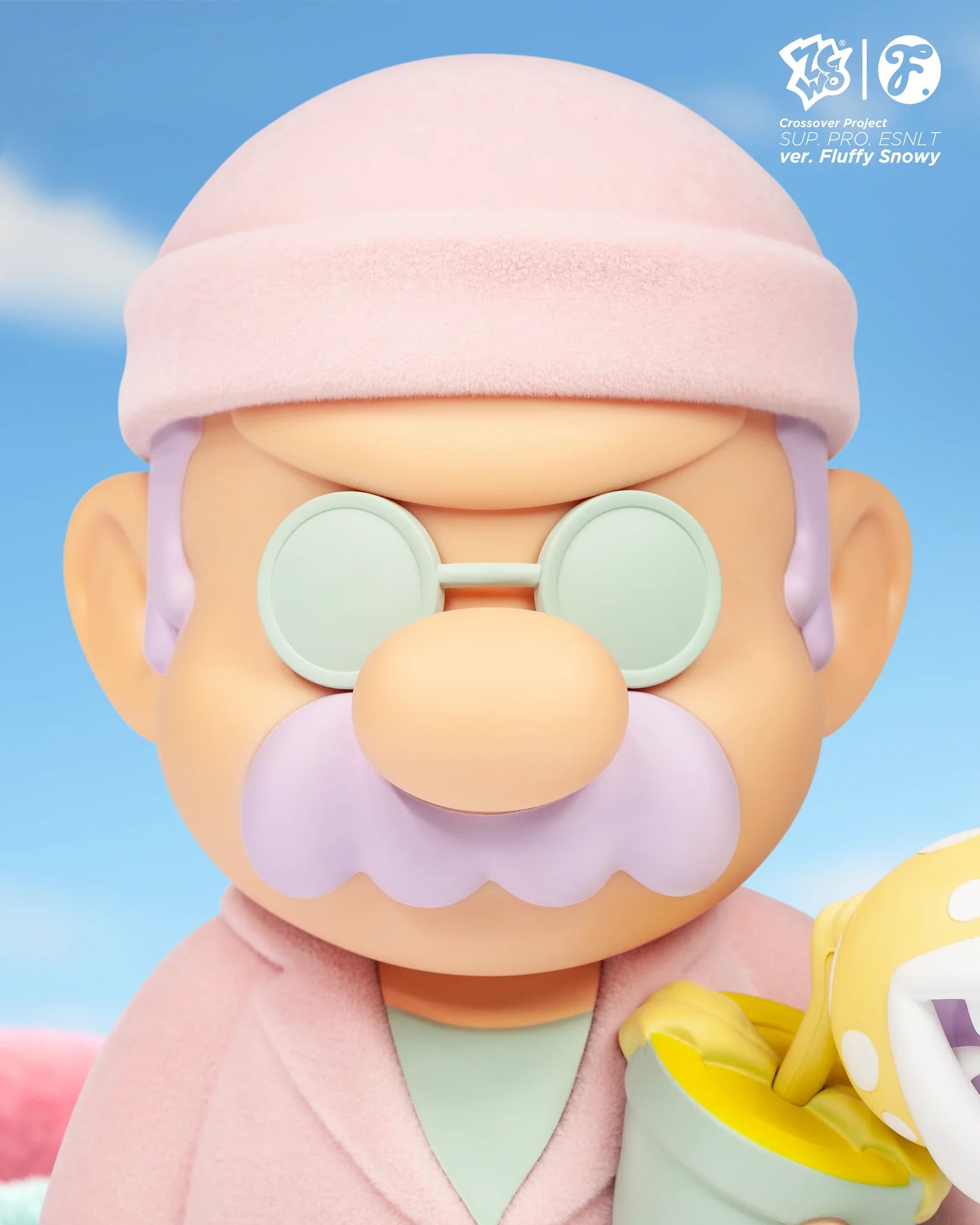 Super Professional "Fluffy Snow" Figurine [260mm]