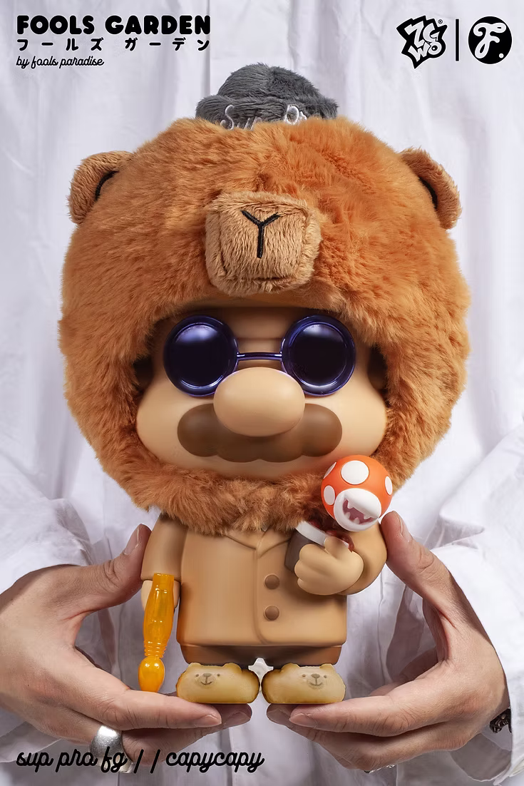 Super Professional Capycapy Figurine [260mm]